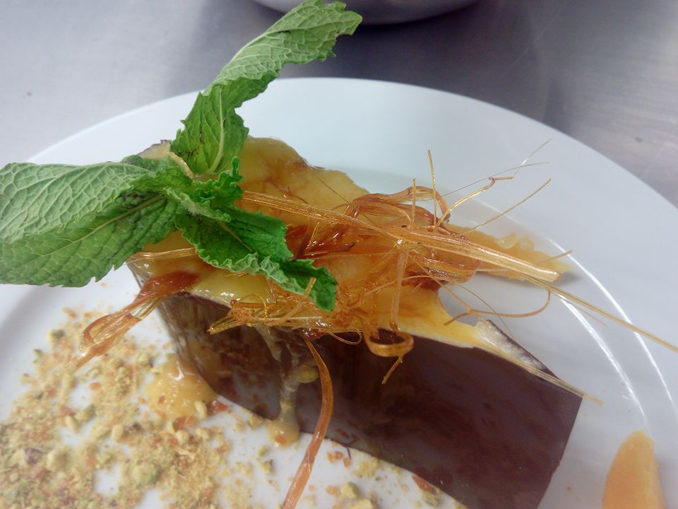 DIY Chocolate with Mango Mousse Tear Drop2
